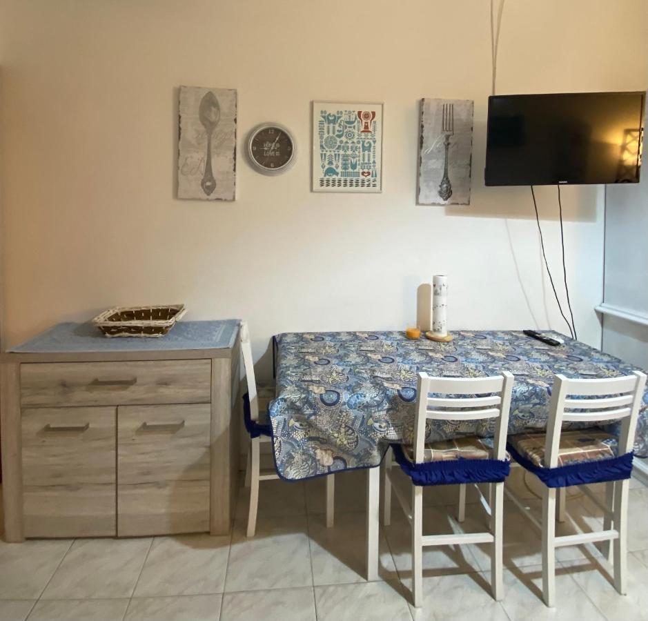 40 Via Belfast Apartman Villasimius Kültér fotó